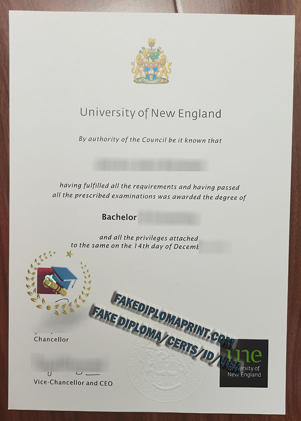 UNE fake degree